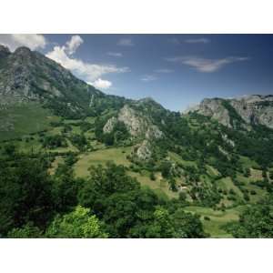 Naranjo De Bulnes, Picos De Europa, Near Arenas De Cabrales, Cantabria 