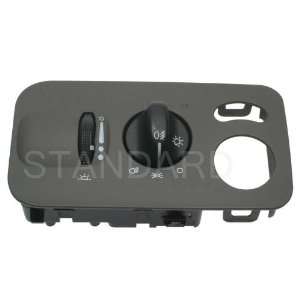    Standard Motor Products HLS 1161 Headlight Switch Automotive