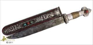   /images/NepaCrafts/Statue%20081111/10.Large Tibetan Knife 04B