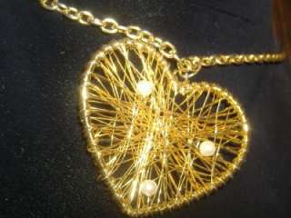 TWISTED GOLD WIRE VALENTINE HEART PENDANT NECKLACE w/Floating Faux 