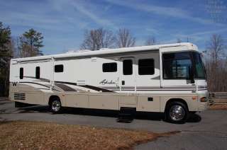 03 WINNEBAGO ADVENTURE GAS RV 2SL 38 45K MILES~SPACIOUS LAYOUT 