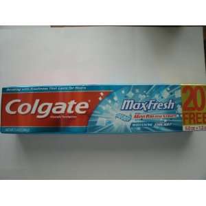 Colgate Fluoride Toothpaste with Mini Bright Strips Cool Mint 7.2 oz 