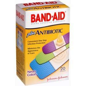 BAND AID ANTIBIOTIC DECORATED 20 EACH Health & Personal 