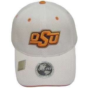 OKLAHOMA STATE COWBOYS OFFICIAL NCAA LOGO ONE FIT PERFORMANCE HAT CAP