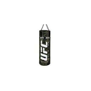  UFC Camo 70 lbs.Traditional Training Bag Sports 
