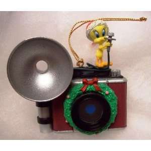   Tunes Collectible Ornament   Tweety With Camera 1997