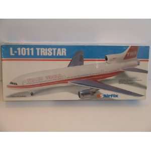  L 1011 Tristar Airliner    Plastic Model Kit Everything 