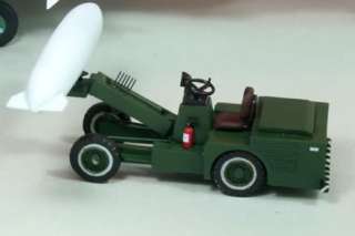   72 0105 PLA Air Force Bomb Missile Lift Truck Loader Resin  