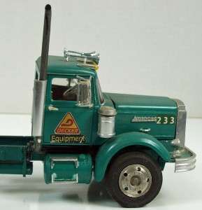 Autocar Truck/Tractor, Built Model Vintage, 1/25 Scale, Decker 