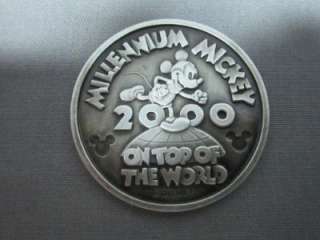 MILLENNIUM MICKEY ON TOP OF THE WORLD 2000 MEDALLION PLUTO K2 BEACH 