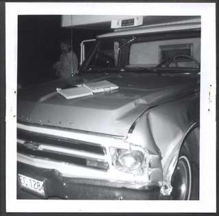 Vintage Truck Wreck Photo 1968 Chevy Chevrolet Pickup Camper 711211 