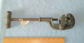 American Pipe Tool Co. Saunders Type No. 1 Pipe Cutter  