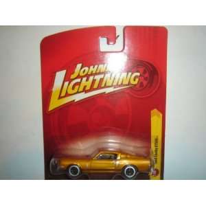    2011 Johnny Lightning R17 1968 Shelby GT500 Gold Toys & Games