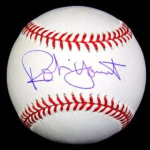  Robin Yount Autographed Ball   Oml Psa dna   Autographed 