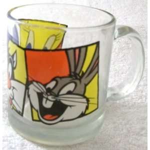 Warner Bros 1994 LOONEY TUNES Tweety, Sylvester, Bunny Bugs Glass Mug 