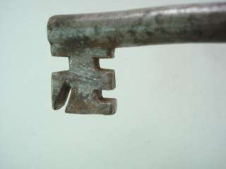 1700s ANTIQUE HUGE COLLECTABLE IRON GATE KEY RARE  
