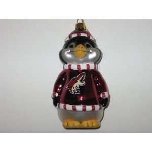 PHOENIX COYOTES 5 1/2 tall and 3 wide Blown Glass Penguin CHRISTMAS 