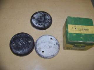 JOHN DEERE UNSTYLED A TRACTOR NEW OLD STOCK POWER LIFT PISTON CUPS 