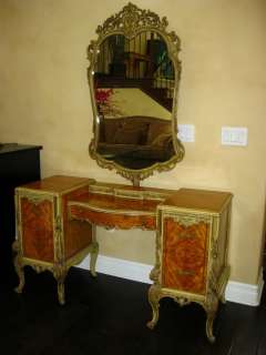 Antique Louis XV Style Antique 5 Piece Baroque Carved Bedroom Set 