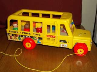   FISHER PRICE #192 SCHOOL BUS 7 LITTLE PEOPLE WOODED BOTTOM  