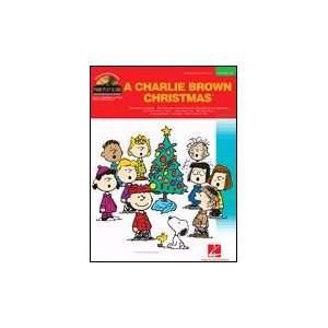   Charlie Brown Christmas Piano Play Along Vol. 34 Book with CD Musical