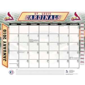  St. Louis Cardinals 2010 22x17 Desk Calendar Sports 