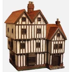  25mm European Buildings Tudor Tavern Toys & Games