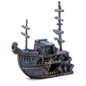    Penn Plax RR926 Pirate Treasure Ship Bow Medium