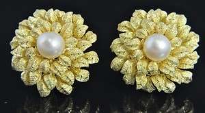   Italian Estate 18K Yellow Gold South Sea Pearl Flower Clip On Earrings