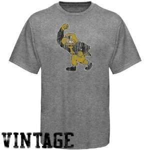  NCAA Iowa Hawkeyes Ash Distressed Big Logo Vintage T shirt 