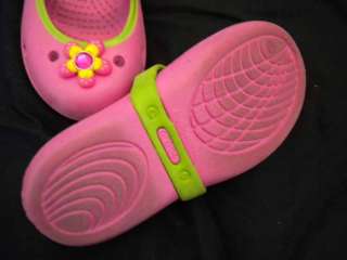 Crocs Girls Pink / Green Slip On Shoes   Size U.S. 9  