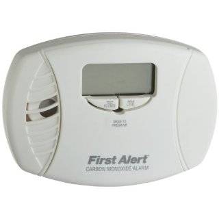 First Alert CO615 Carbon Monoxide Plug In Alarm with Battery Backup 