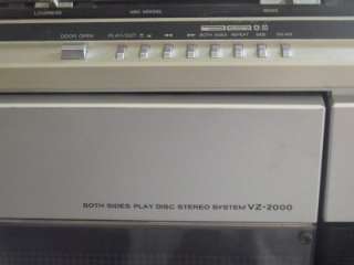 VINTAGE SHARP VZ 2000 PORTABLE BOOMBOX RADIO W/TAPE & RECORD PLAYER 