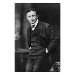 Harry Houdini, American Magician Famous for His Escape Acts. 1913 