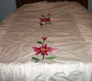 Beautiful Hand Embroidered Bedspread Pink Roses Queen  