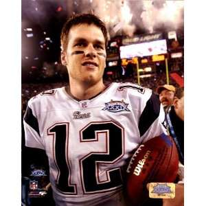 Tom Brady   Super Bowl XXXIX   celebrates after victory , 16x20