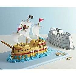 NEW NORDIC WARE 59224 PIRATE SHIP CAKE PAN PLATINUM  