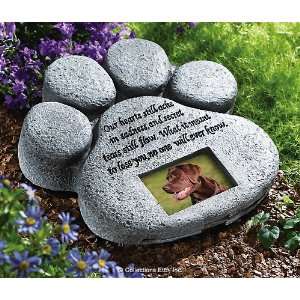  Pet Paw Print Garden Memorial Stone 