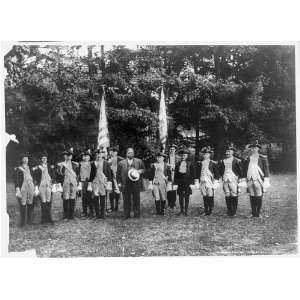   outdoors,twelve men,Revolutionary War uniforms,c1910